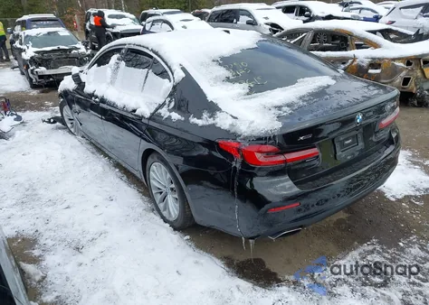 2021 BMW 530I xDrive z USA, uszkodzony, nr VIN WBA13BJ09MWW98615